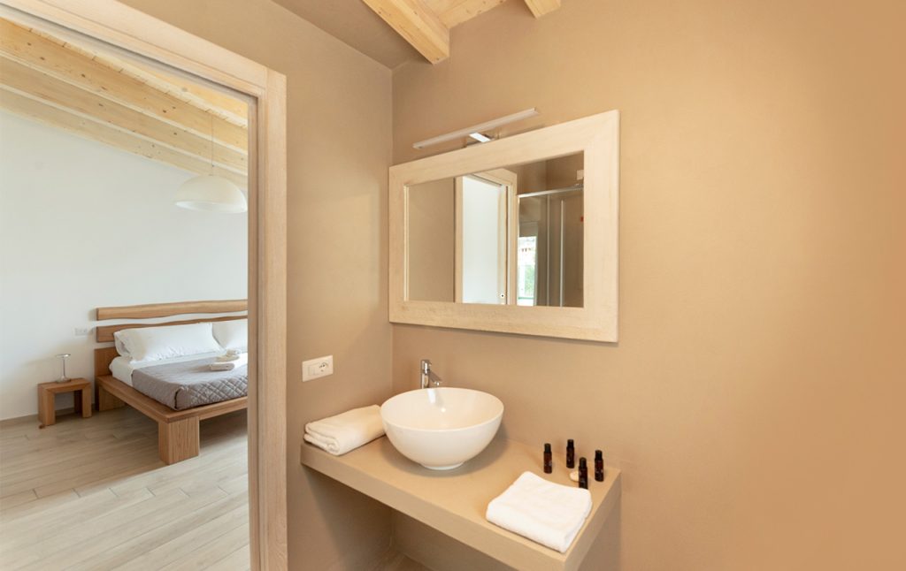 en-suite bathroom